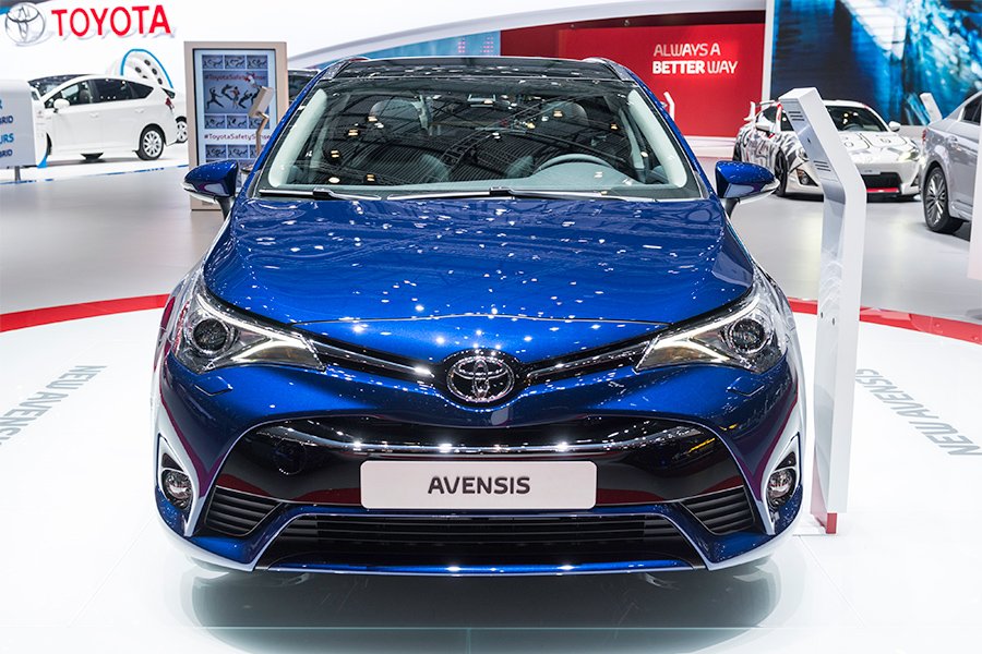 YEN� TOYOTA AVENS�S 2015 CENEVRE RES�M GALER�S�